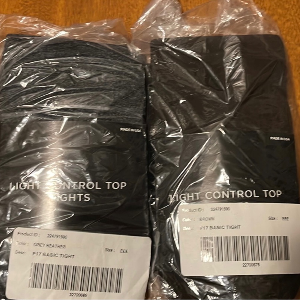 Avenue Plus size tights size EEE tags:  5’6” to 6 foot. Weight ranges 325-355